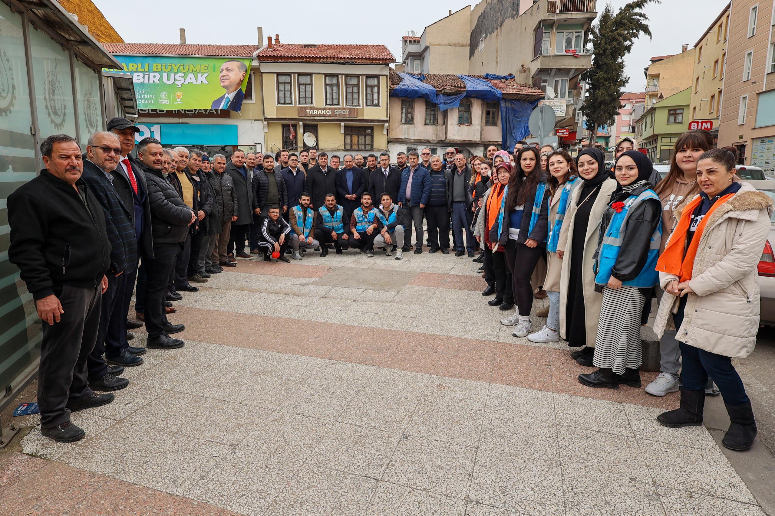 Başkan Çakın Esnafla Mahalle Kahvaltısı Yaptı 3