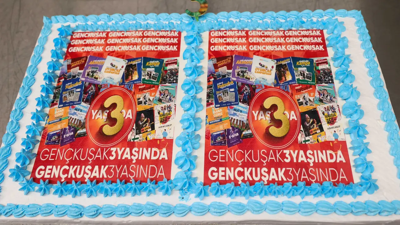 Başkan Çakın Gençlerle Ateş Yaktı, Pasta Kesti 11