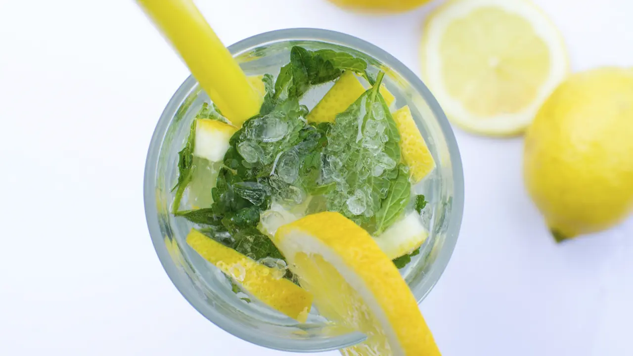 Canan Karatay Açıkladı: Limonlu Suyun Sıra Dışı Faydaları! 6