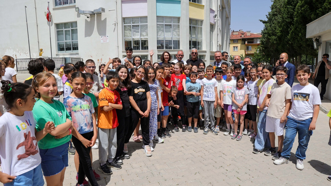 Uşak’ta Atık Pilleri Topladılar Bisikleti Kaptılar 2