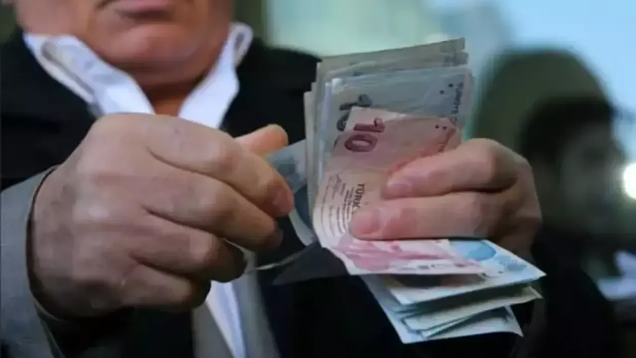 Emeklilere Kötü Haber: Maaşlarda Büyük Düşüş Kapıda Olabilir! 3