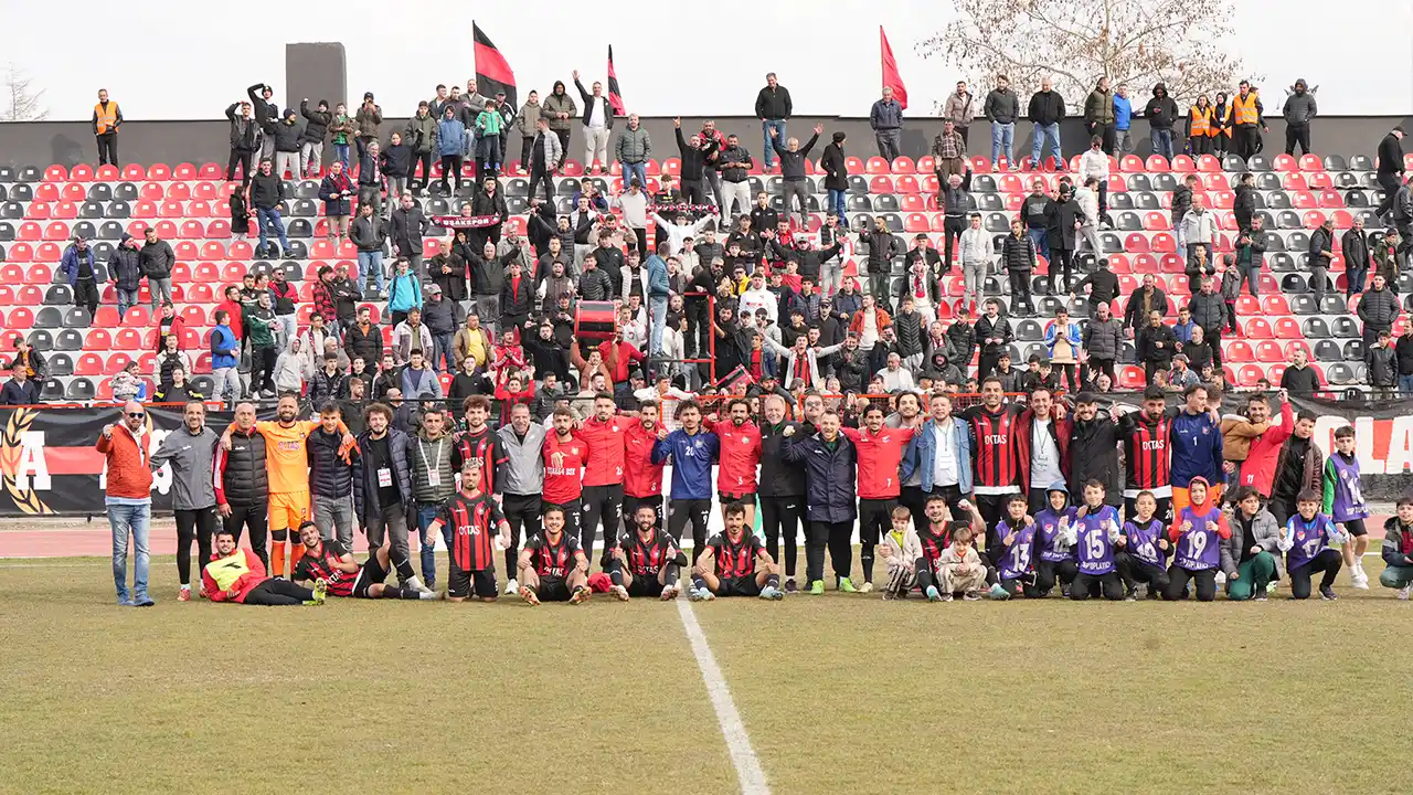 Uşakspor, Türk Metal Maçından Kareler 13