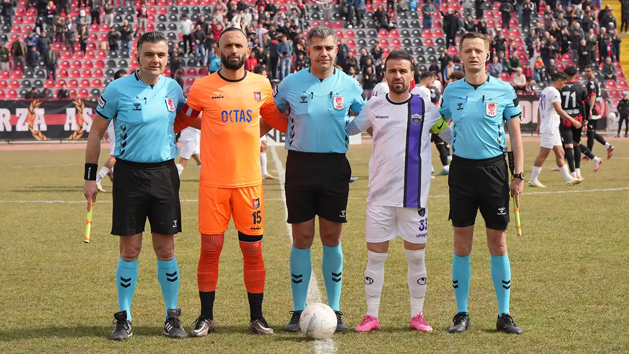 Uşakspor, Türk Metal Maçından Kareler 3