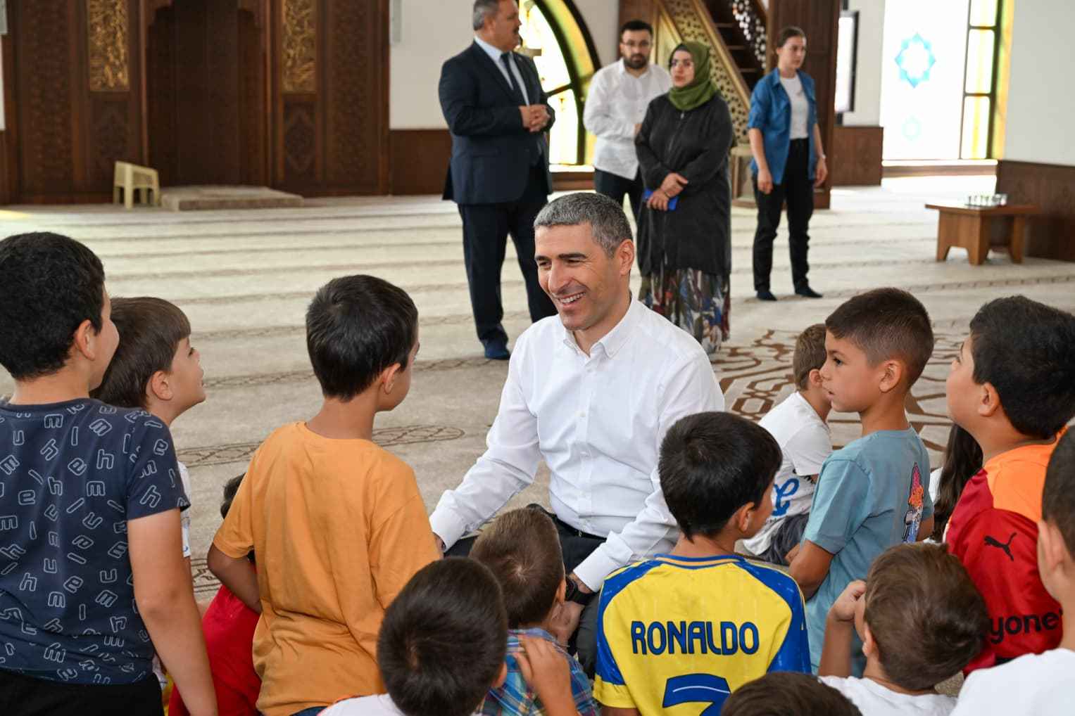 Hz. Ebubekir Camii’nde Maneviyatla Büyüyen Yürekler 1