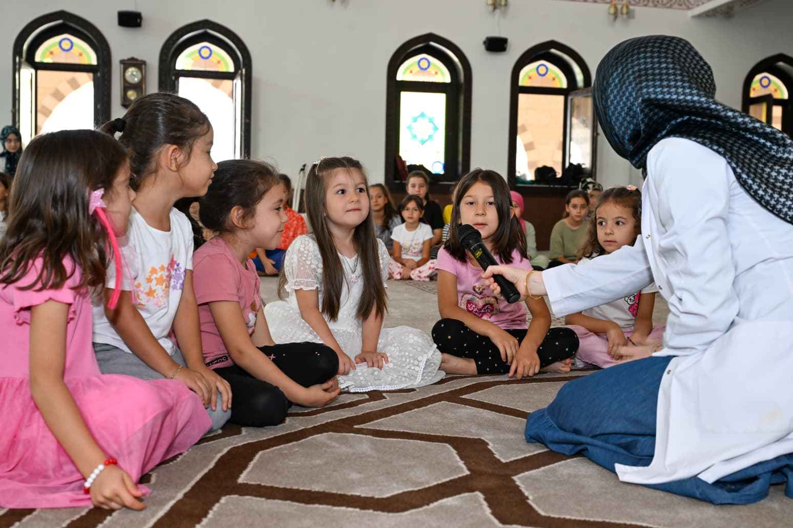 Hz. Ebubekir Camii’nde Maneviyatla Büyüyen Yürekler 5