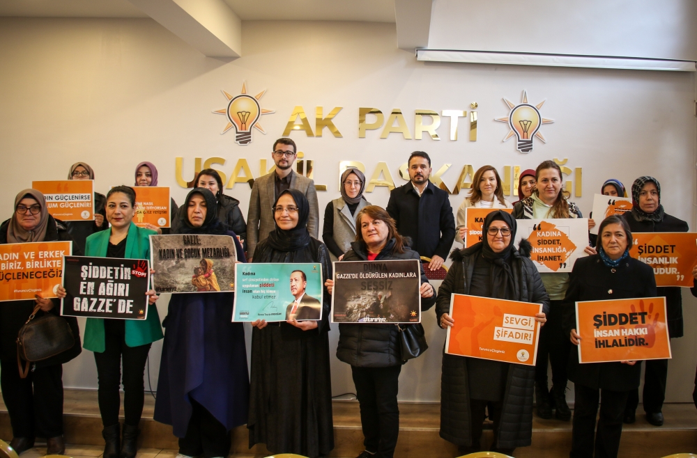 AK Parti Uşak Kadın Kollarından 'Kadına Yönelik Şiddet' Açıklaması
