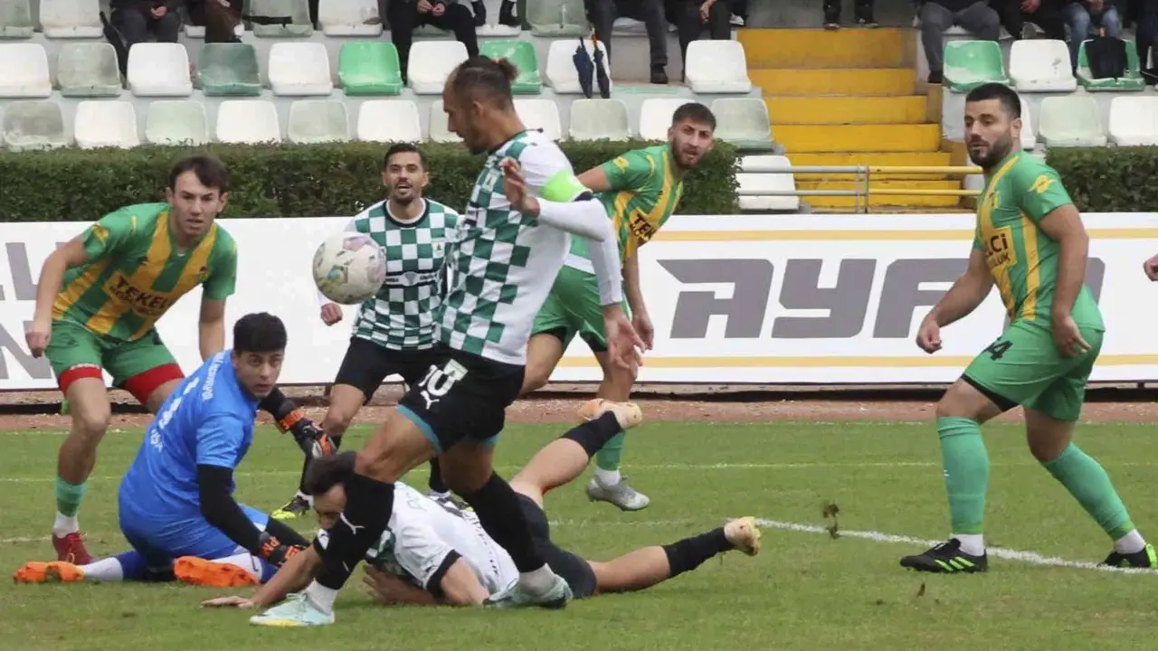 Uşak Sivaslı Belediyespor Muğla Deplasmanında Farklı Mağlup Oldu 0-4