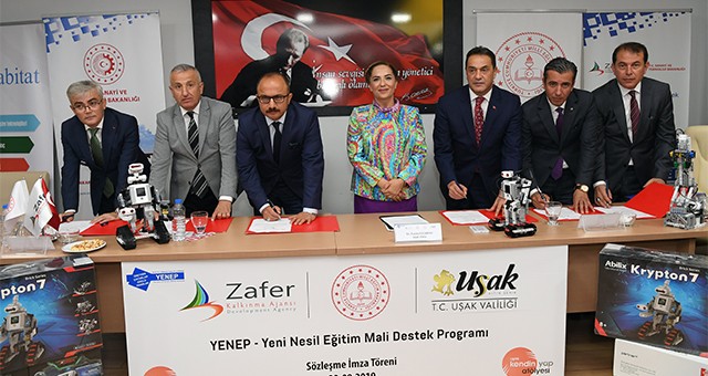 Vali Funda Kocabıyık “YENEP'te 5 projemiz toplamda 1 milyon 284 bin TL hibe almaya hak kazandı.”