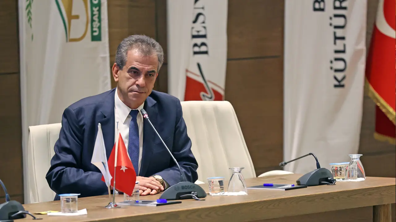 Uşak’ta konuşan Erdemoğlu’Tüm Şirketlerimizde Karbon Ayak İzini Sıfırlıyoruz”