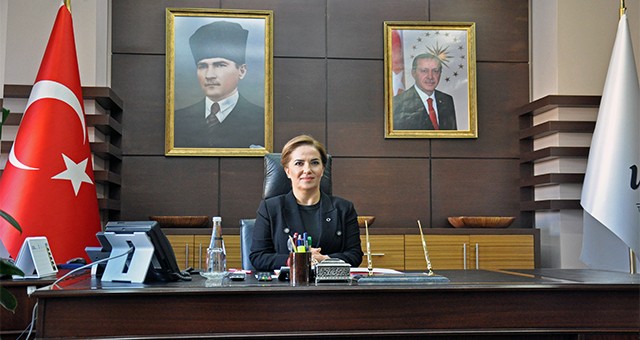 VALİ FUNDA KOCABIYIK'IN 29 EKİM CUMHURİYET BAYRAMI MESAJI