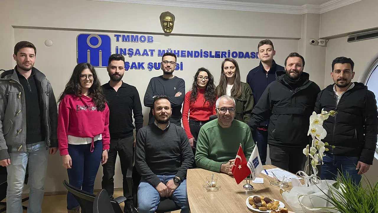 Uşak İnşaat Mühendisleri Odasında Hüzünlü Kutlama