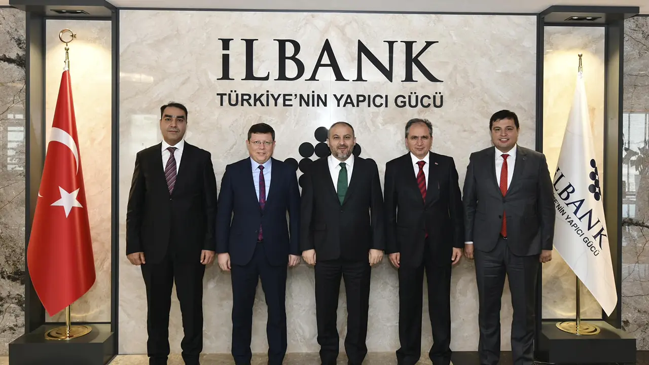 Uşak Belediyesi Yatırım İçin Kaynak Arıyor, İller Bankasını Ziyaret Etti!