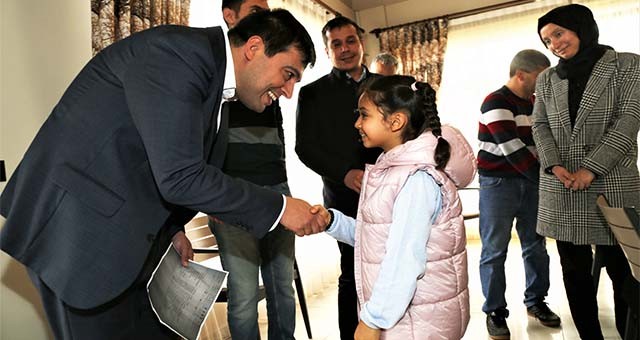 Uşak Belediyesi Engelli Çocukları Unutmadı