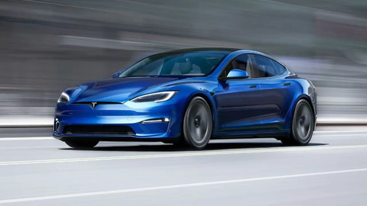 Tesla Fabrikasında Robot Saldırısı: Bir Mühendis Yaralandı