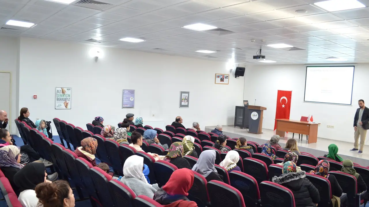 Uşak'ta Teknoloji̇ Bağımlılığına Karşı Eğitim