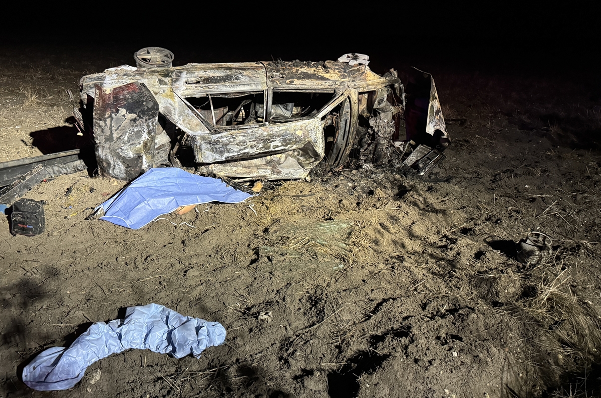Kütahya'da Yanan Otomobildeki Samet Yavuz Öldü, 2 Kişi Yaralandı