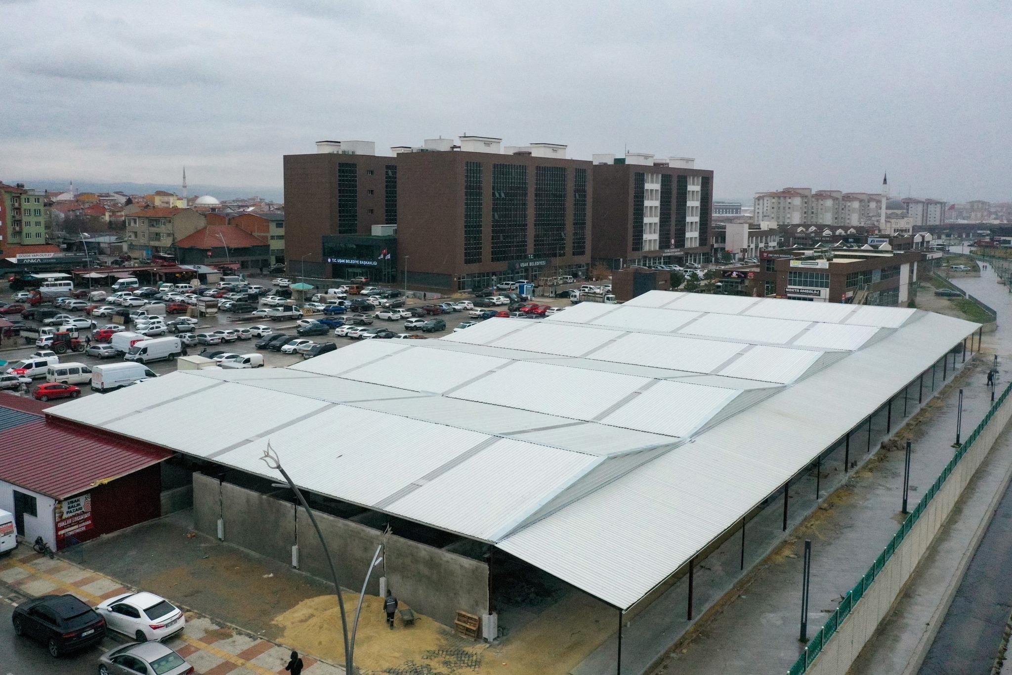 Eskisi Köhne Halde Hala Yerinde Duruyor Yenisine Özel İhtimam