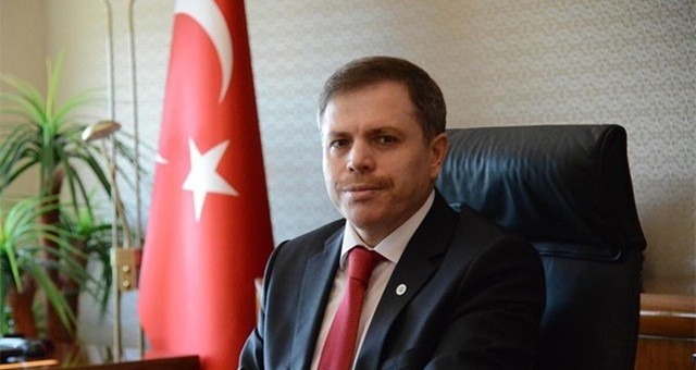 "FETÖ ÜYELİĞİ"NDEN YARGILANAN ESKİ UŞAK ÜNİVERSİTESİ REKTÖRÜ ÇELİK'E BERAAT