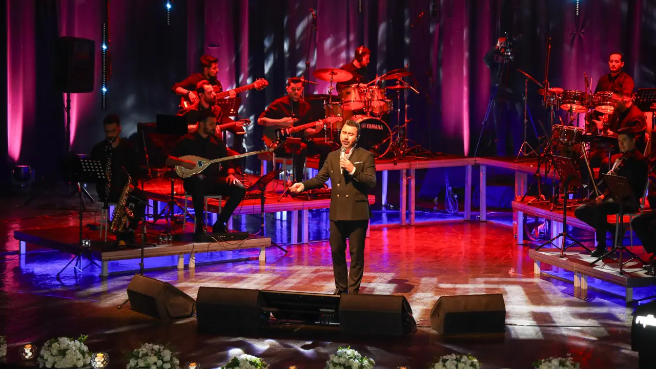 Uşak Kent Orkestrası: Yıldızlı Şarkılar gecesi büyüledi!