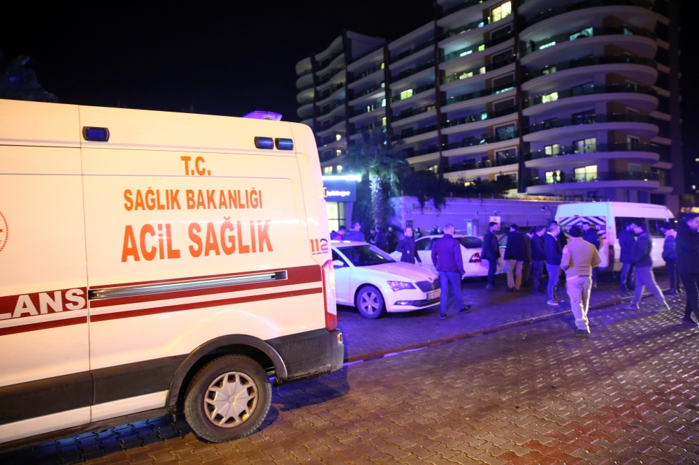 Aydın'da bir kadını öldürüp, bir kişiyi de yaralayan şahıs intihar etti