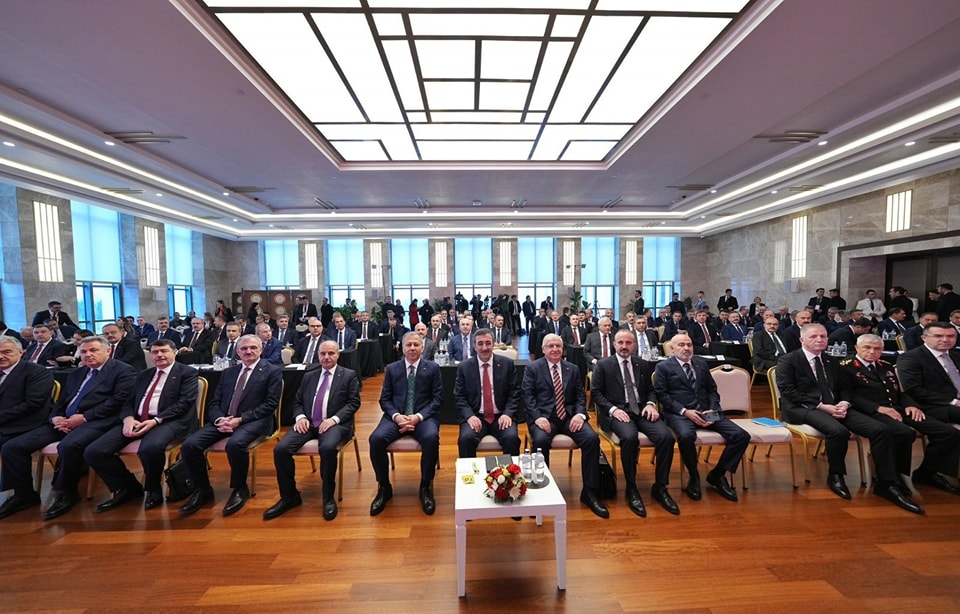 Vali Ergün, Külliye'de Valiler Toplantısına Katıldı