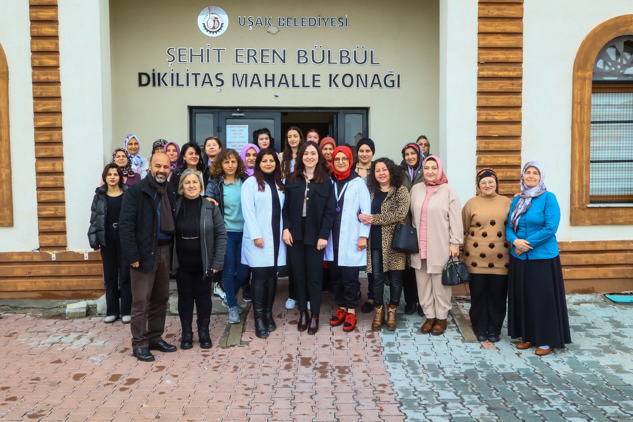 Aile İçi Şiddete Karşı Uşaklı Kadınlar Bir Araya Geldi