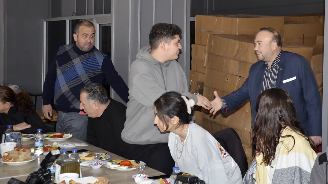 Depoda Aday Tanıtım Toplantısı