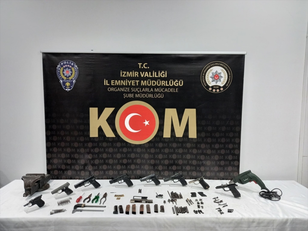 İzmir'de kaçak silah imal eden şüpheli yakalandı