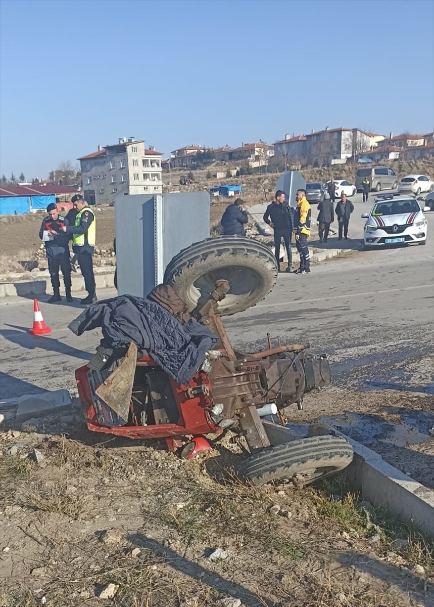 Afyonkarahisar'da kaza 5 kişi yaralandı