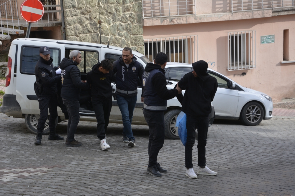 Manisa'da kuyumcuyu soygununda 5 kişi yakalandı