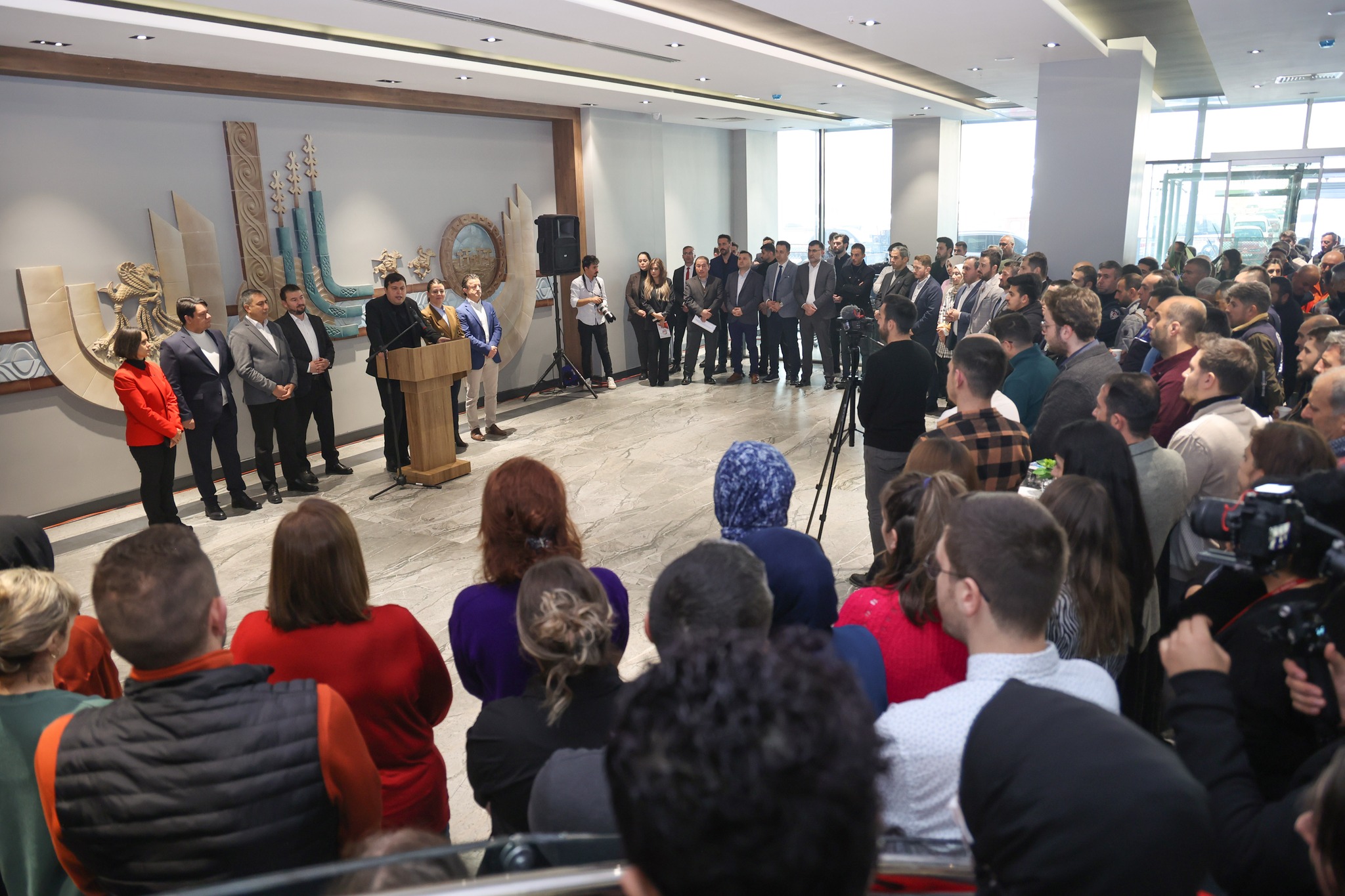 Başkan Çakın İlk Toplantısını Personeli İle Yaptı