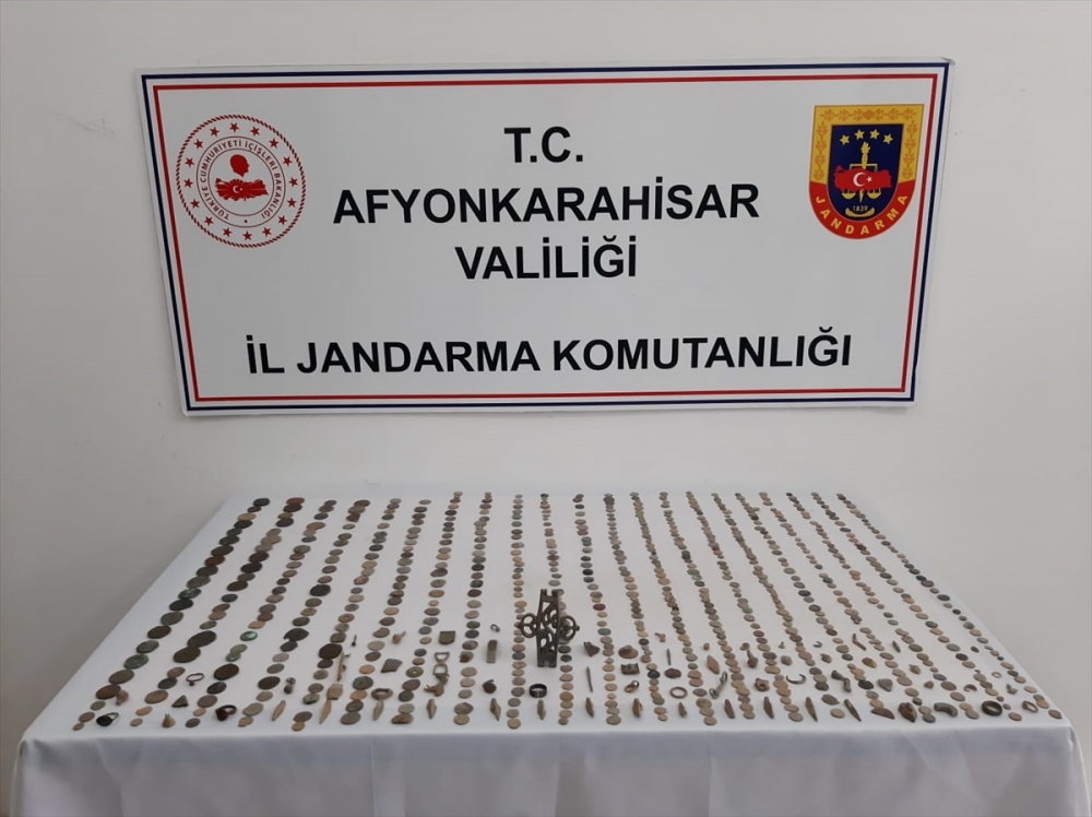 Afyonkarahisar'da 770 sikke ele geçirildi