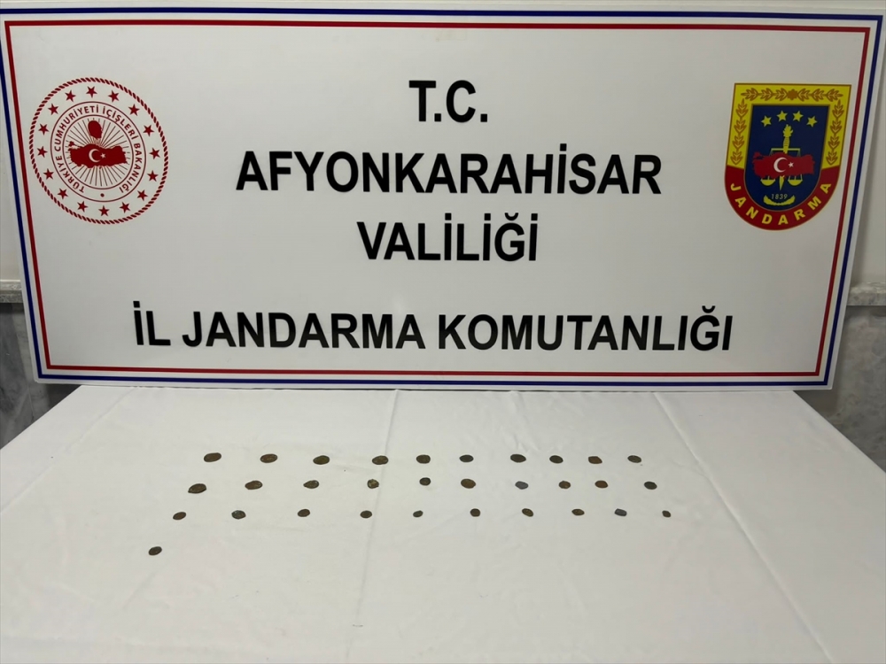Afyonkarahisar'da 31 sikke ele geçirildi