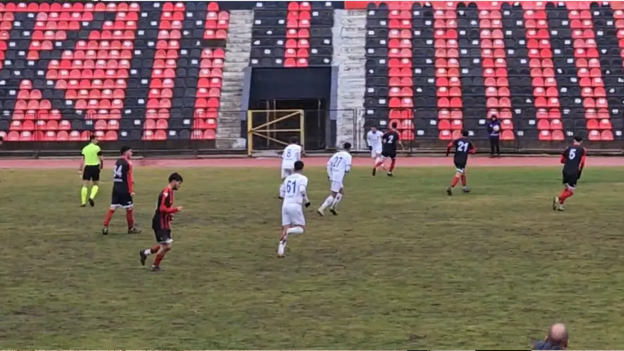 Uşakspor Boş Tribünlere Oynadı,3-0 Kaybetti