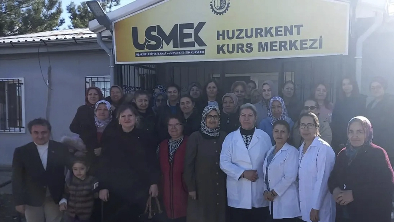 Uşak Halk Eğitim Merkezleri Mesleki Eğitim Vermeye Devam Ediyor