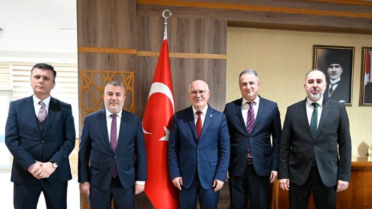 Ösym Başkanı Ersoy’dan Rektör Savaş’a Ziyaret