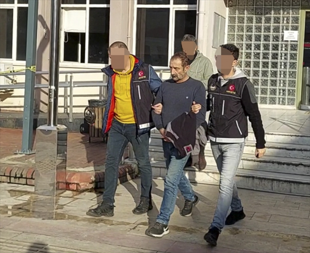 Aydın'da tırda 12 kilogram sentetik uyuşturucu ele geçirildi