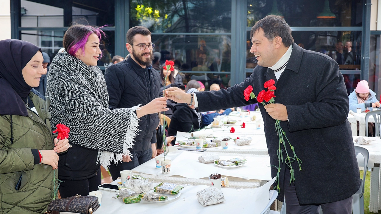 Başkan Çakın ve Milletvekili Güneş Kadınların Sorunlarını Dinledi