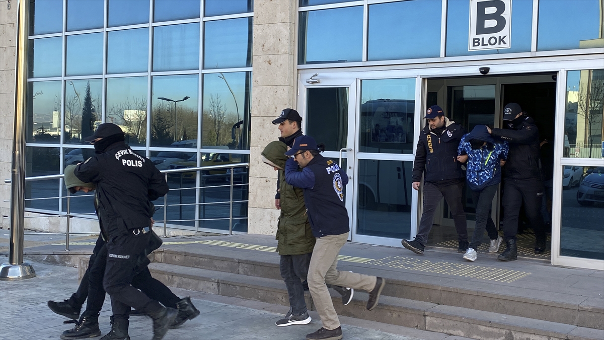 Uşak'ta Sibergöz-21 Operasyonu Sonucu 10 Kişi Tutuklandı