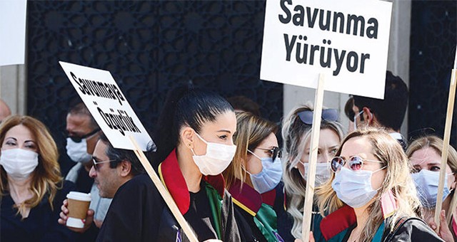 UŞAK BAROSUNDAN ‘SAVUNMA YÜRÜYÜŞÜ’NE DESTEK AÇIKLAMASI