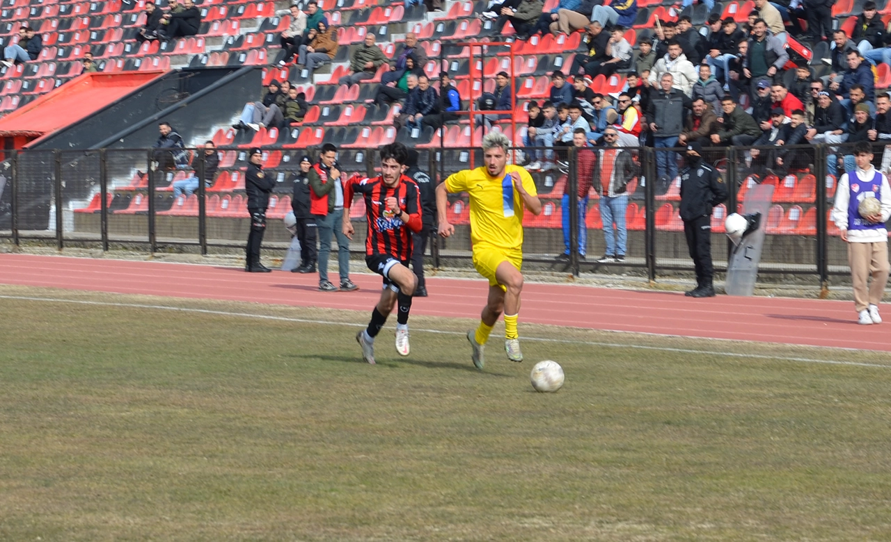 Uşakspor'a 3.Lig Yolu Gözüktü "1-7"