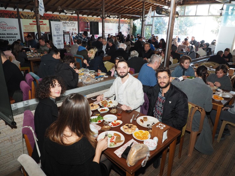 Uşak Makine Mühendisleri Kahvaltıda Buluştu