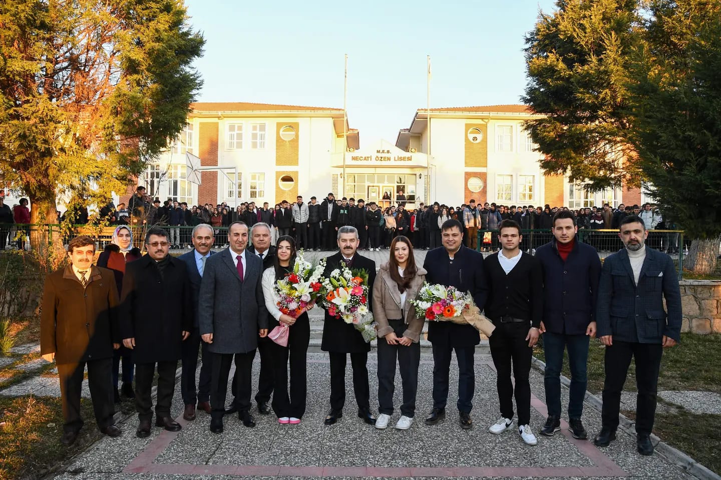 Vali ve Belediye Başkanı 2. Dönemi Birlikte Açtı