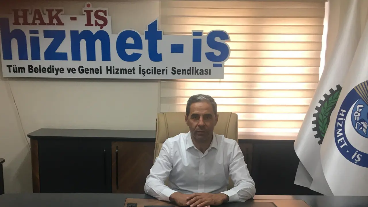 Hizmet İş Sendikası Başkanı Özdemir, 6 Şubat Depremi̇ Ve Miraç Gecesi̇ Mesajı Yayınladı