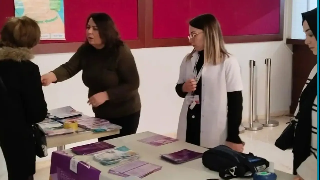 Kansere Karşı Broşürlü Uyarı