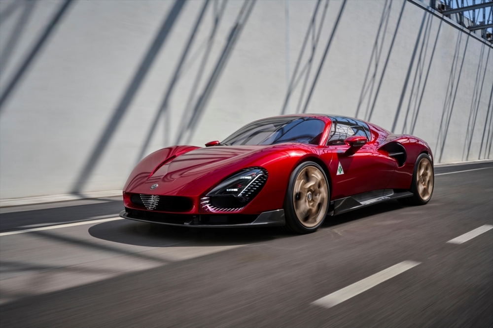 Alfa Romeo 33 Stradale, "Rüya Otomobil" özel ödülünü aldı