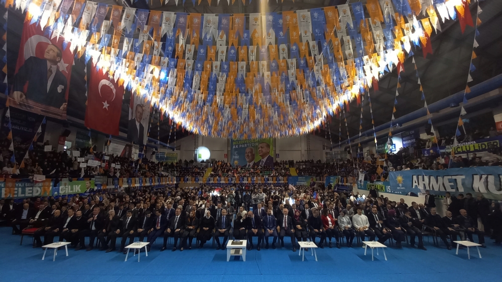 Kütahya'da AK Parti'nin ilçe ve belde belediye başkan adayları tanıtıldı