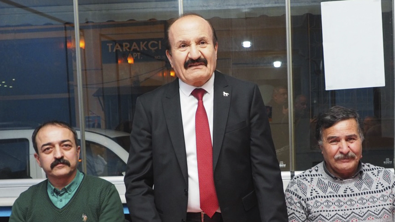 Demokrat Parti Uşak Belediye Başkan Adayı Ekrem Ceylan Oldu