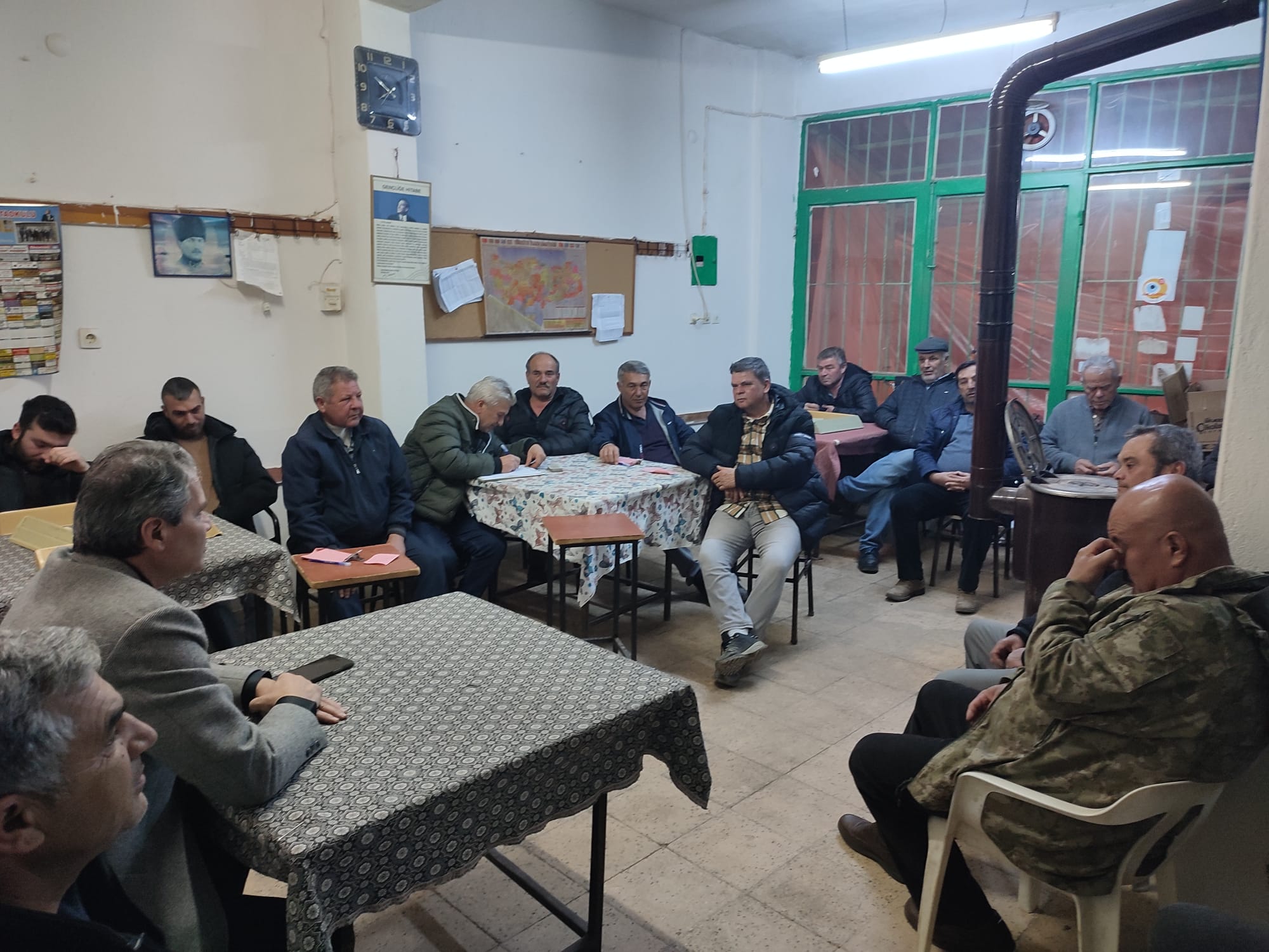 Uşaklı Çiftçiler Tarla Faresi Dersi