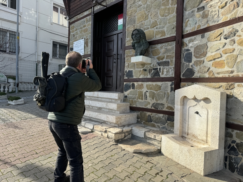 Fotoğraf sanatçıları Tekirdağ'daki Macar izlerini fotoğraflıyor